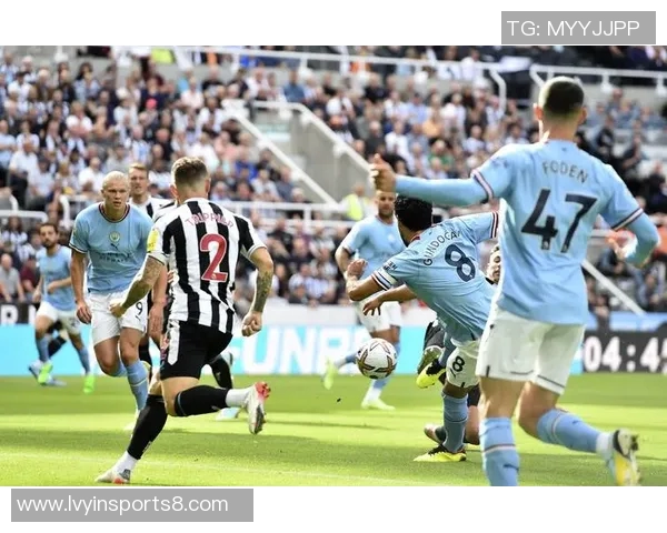 纽卡斯尔足球俱乐部的辉煌历程与未来展望解析